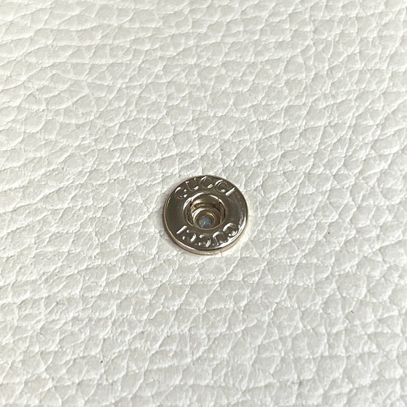 💛SOLD🖤 Ivory Gucci GG Interlocking Pebbled Leather Wallet On Chain - Picture 7 of 11